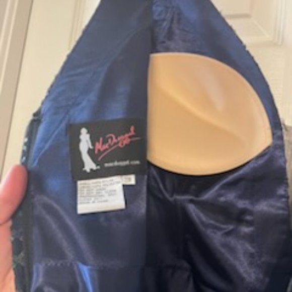 Iridescent Black Formal Dress, Size 20 from Glory Prom - Picture 13 of 16